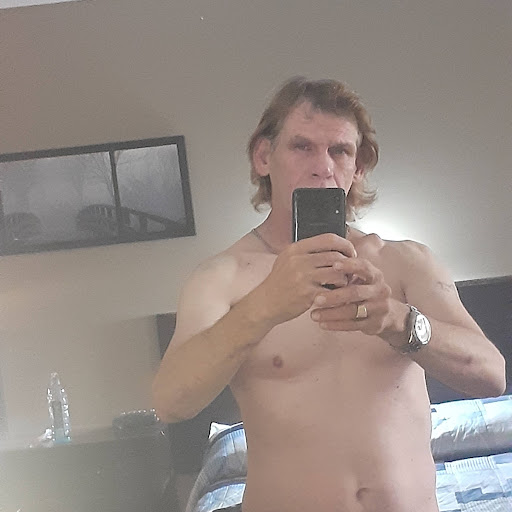 desmond sauter's profile image