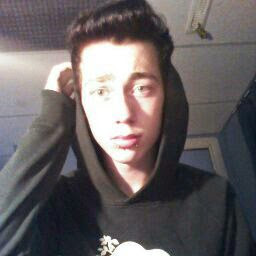 Josh Vaillancourt's profile image
