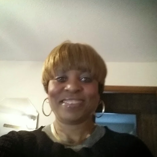 victoria mitchell's profile image