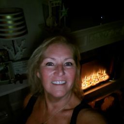 Lisa Pingston's profile image