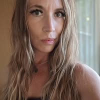 Sara McElhiney Plummer's profile image