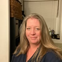 Misty Henning Logsdon's profile image