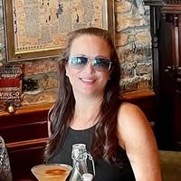 April Max's profile image