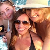 Nicole Whiting Lippman's profile image