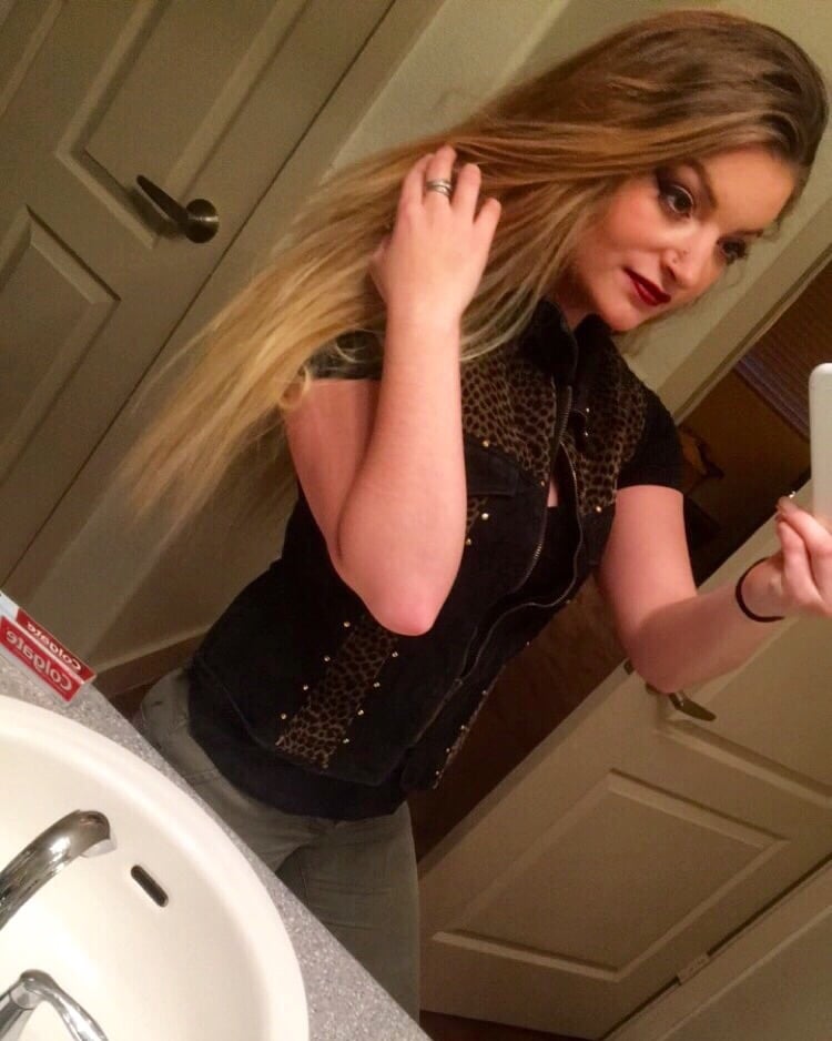 Britni D.'s profile image