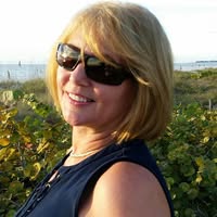 Karen Henry's profile image