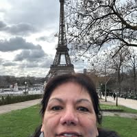 Vivian Randall's profile image