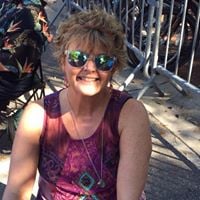 Lisa R.'s profile image