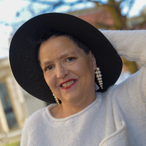 Sherry Myers's profile image