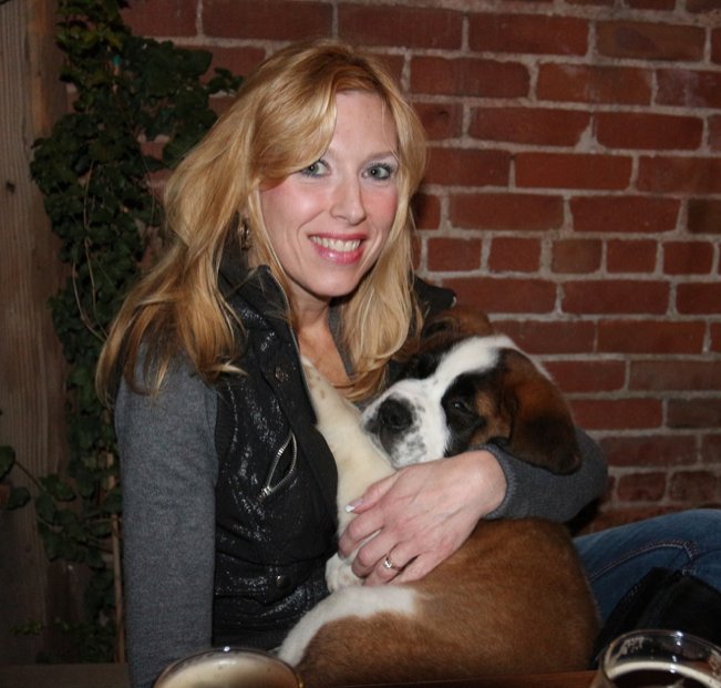Julie F.'s profile image