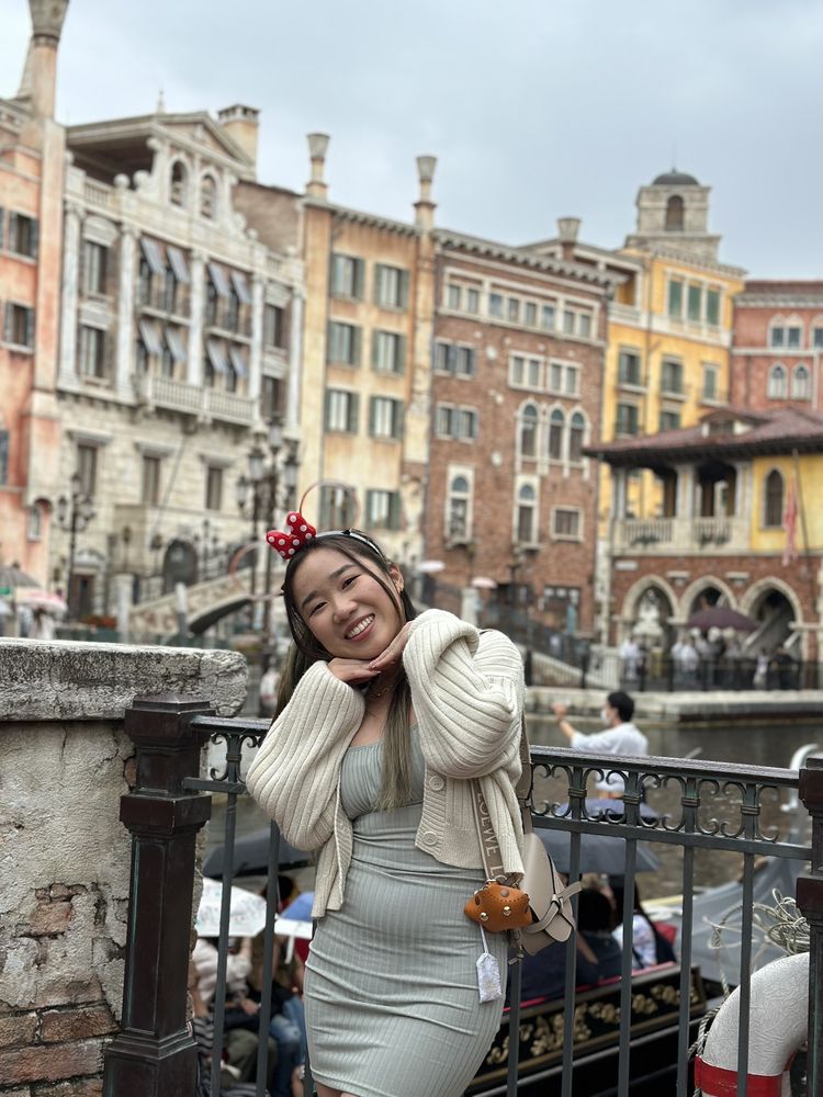 Maxine L.'s profile image