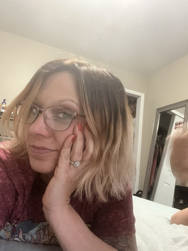 Carmela B.'s profile image