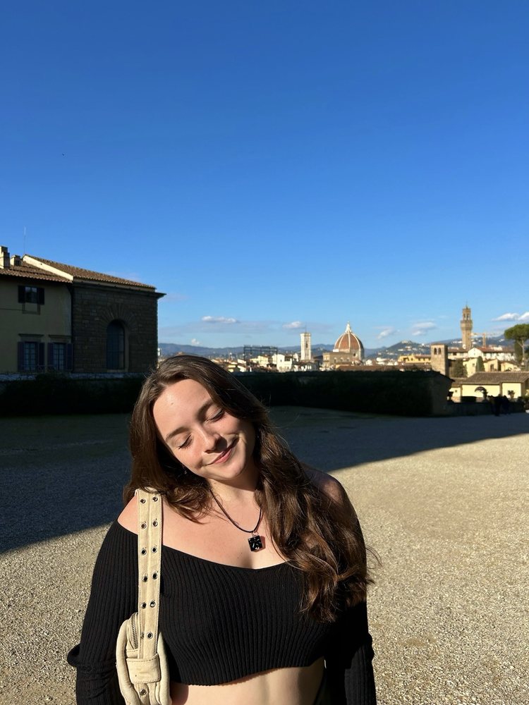 Isabel E.'s profile image
