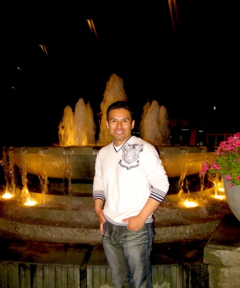 Javier R.'s profile image