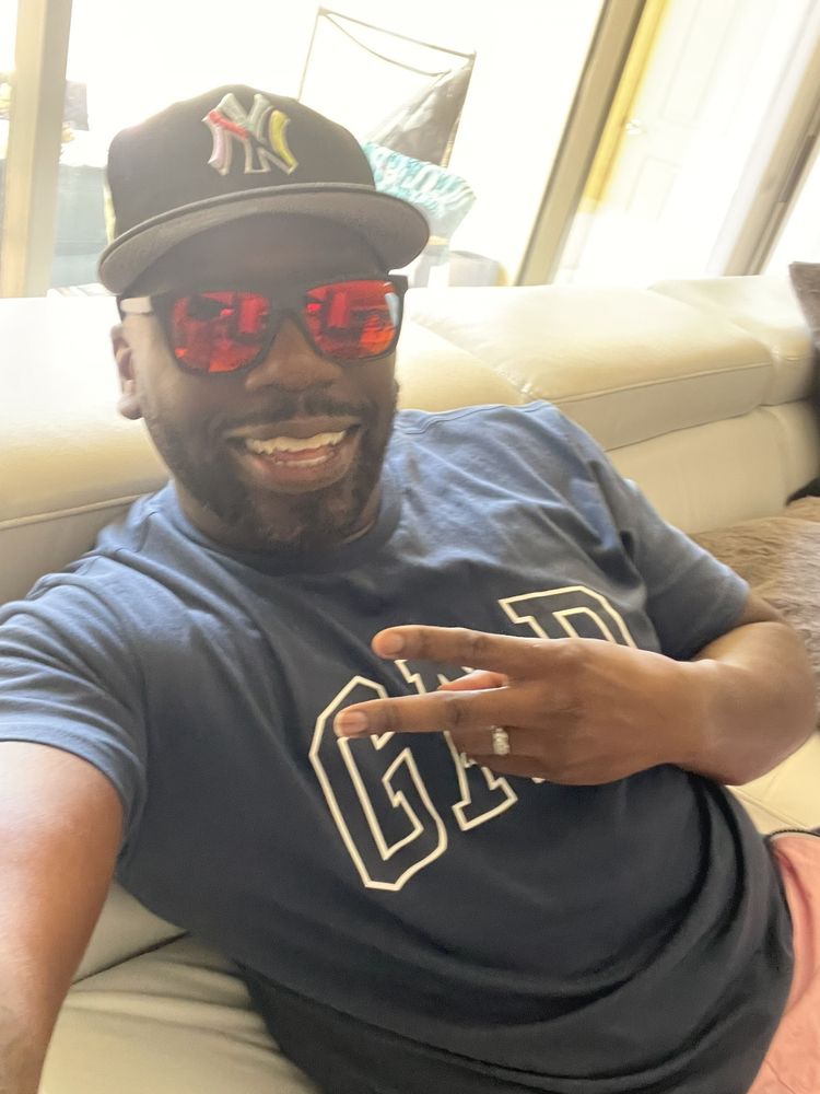 Lamont B.'s profile image
