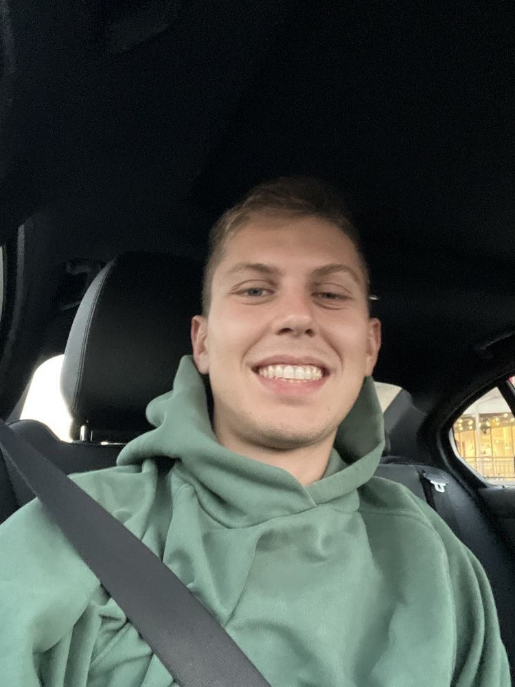 Christopher L.'s profile image