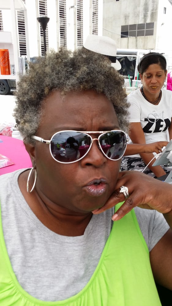 Sharon L.'s profile image