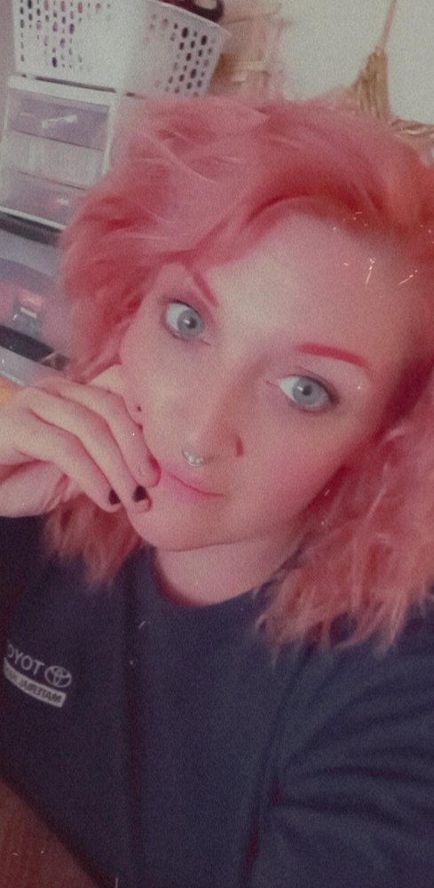 Gloria F.'s profile image