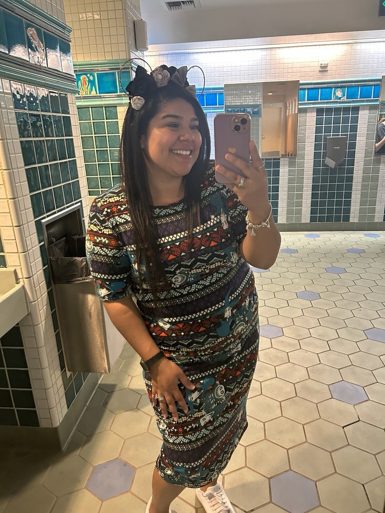 Ellie R.'s profile image