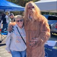 Lori Large-Beshara's profile image