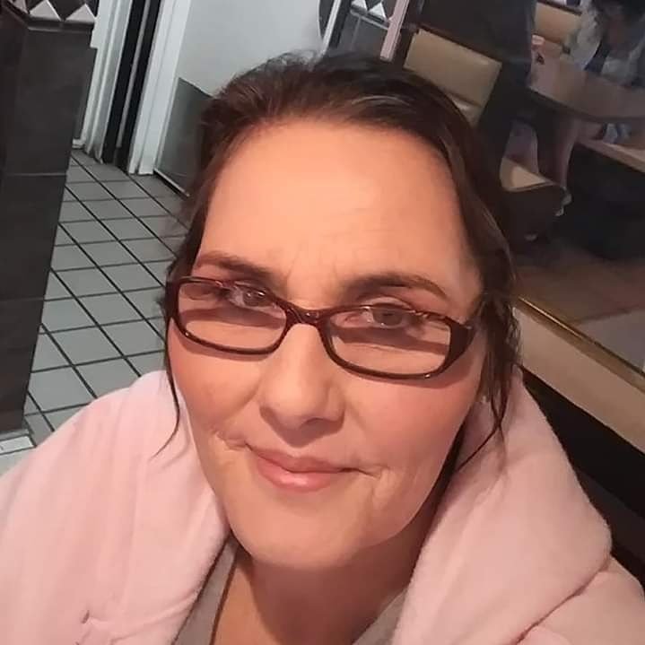 Julie B.'s profile image