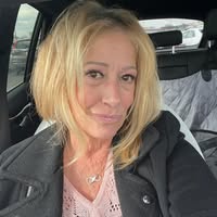 Karen Lynn's profile image