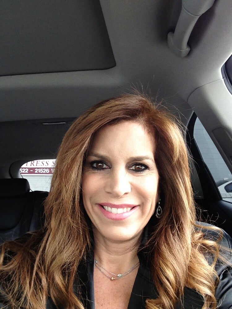 diana r.'s profile image