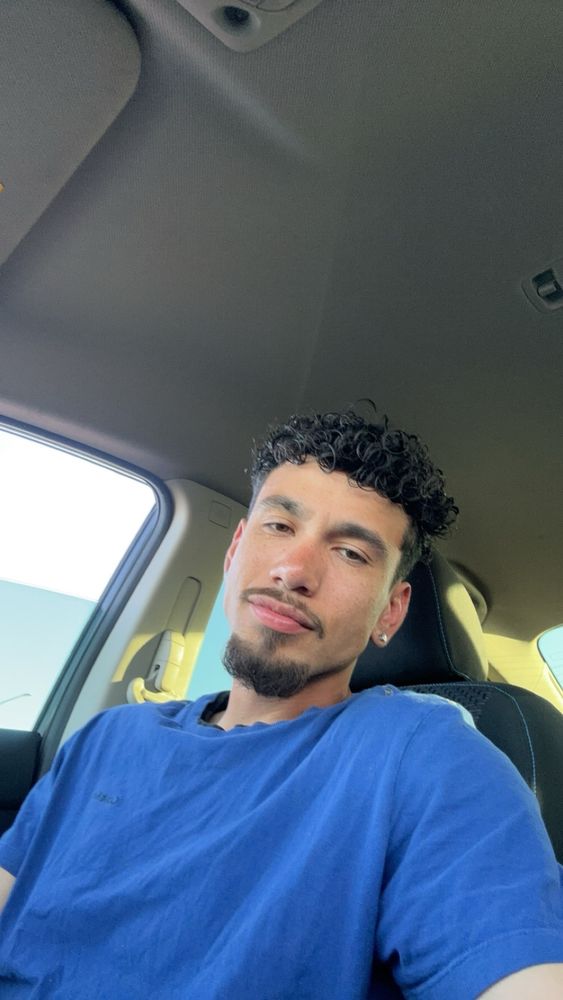Israel M.'s profile image