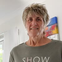 Juliette Warder's profile image