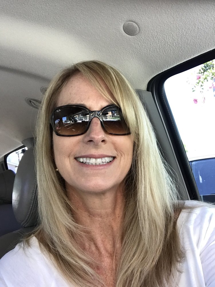 Deena J.'s profile image