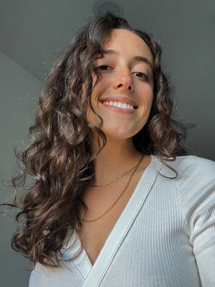 Clau R.'s profile image