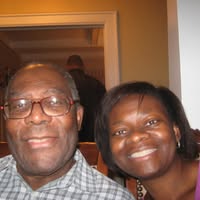 Yvonne Saunders's profile image