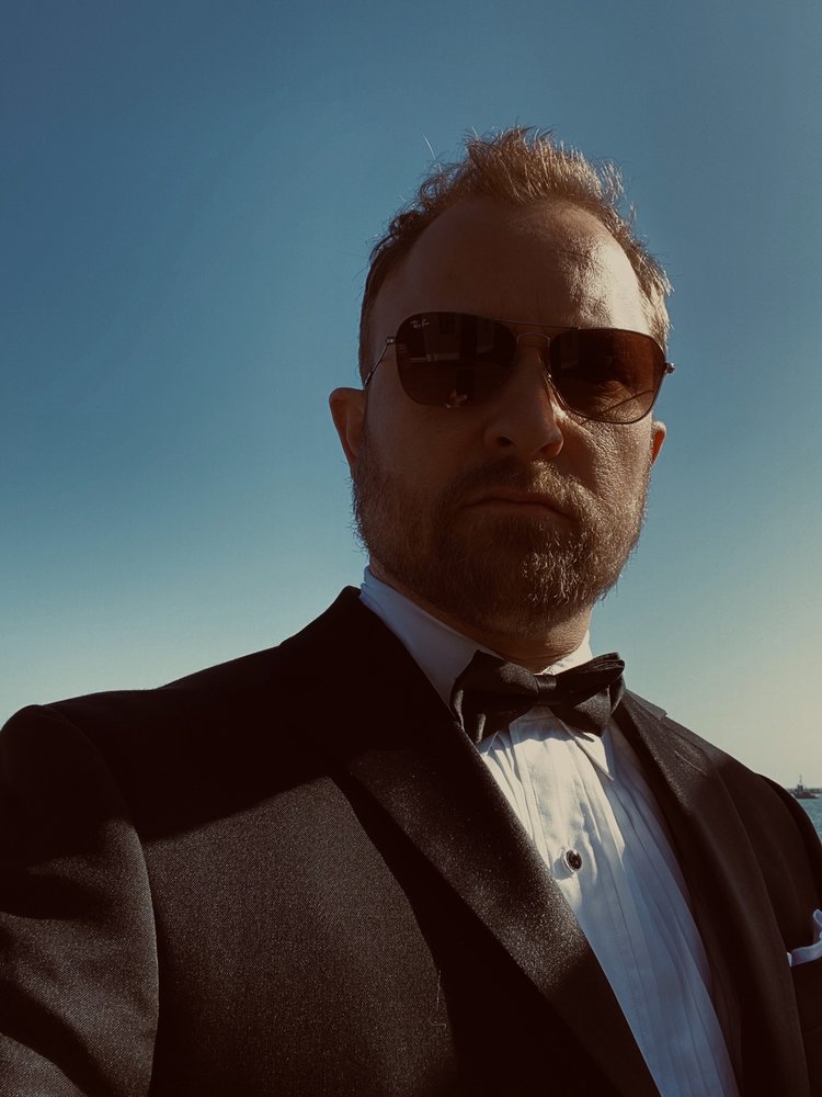 J L.'s profile image