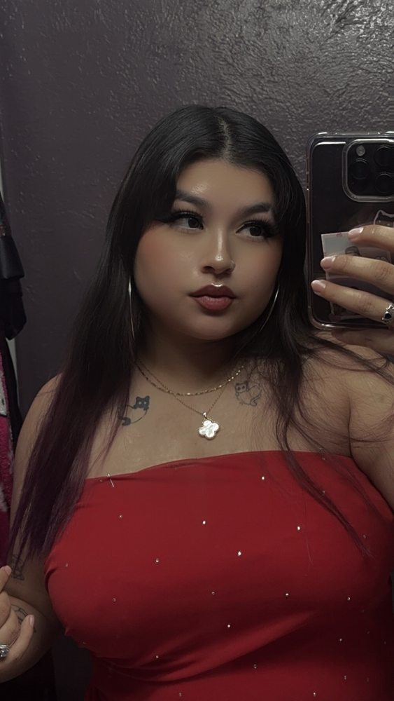 mia a.'s profile image