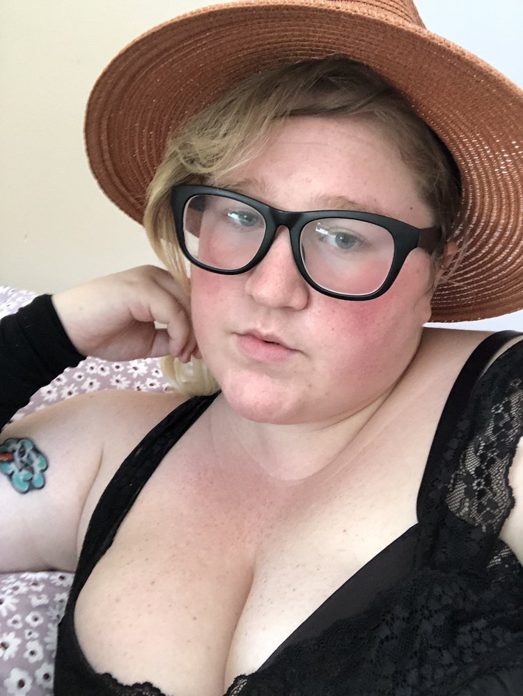 Becky F.'s profile image