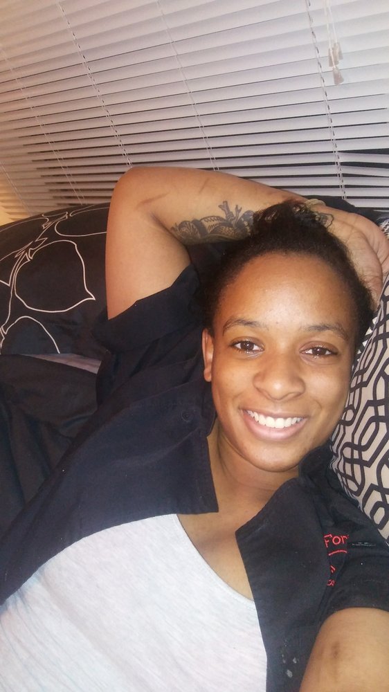Thelma L.'s profile image