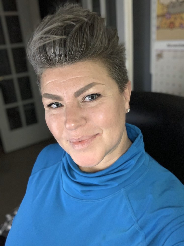 Adrienne R.'s profile image