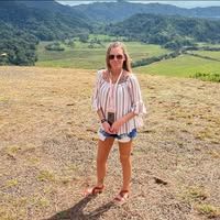 Emily Hicks's profile image