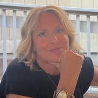 Holly Funderburk Plyler's profile image