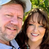 Nickie Clare's profile image
