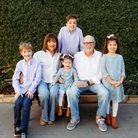 Linda Weiss Reichman's profile image