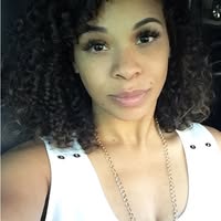 Alicia Reeves's profile image