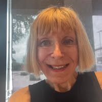Mary Bennett's profile image
