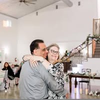Susan Flores's profile image