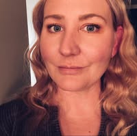 Becky Douglus's profile image