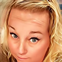 Helen Farmer's profile image