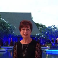 Tess Rutland's profile image