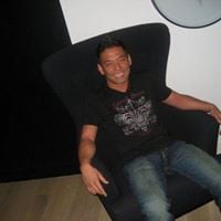 Kj J.'s profile image