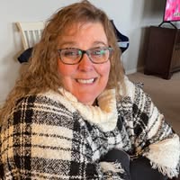 Jennifer Russell's profile image