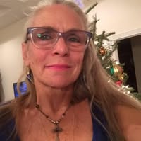 Bev Rose's profile image